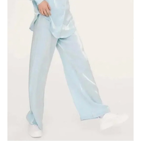 Nasty Gal Pants - Nasty Gal Wide Leg Pants Womens Size 6 Light Blue Metallic Shimmer High Waist